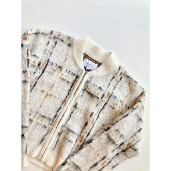 NWT CURRENT/ELLIOTT The Bets White Plaid Mohair Bomber Sweater Jacket, Size 0 - Picture 7 of 13